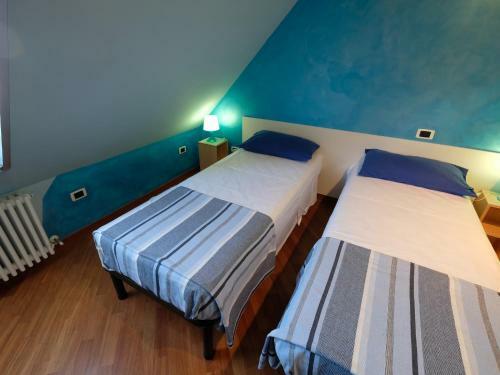 Hostal Oasi 83