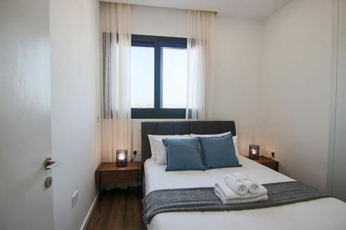 Apartamento Phaedrus Living: Sea View Anna Residence 302
