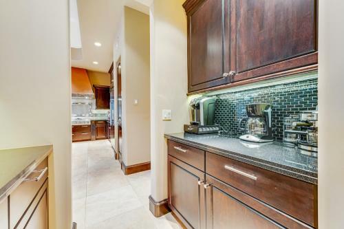 Cave Creek Oasis