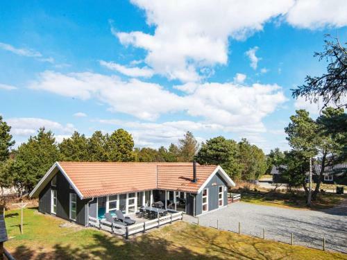 Holiday Home Bl�vand Cccxviii