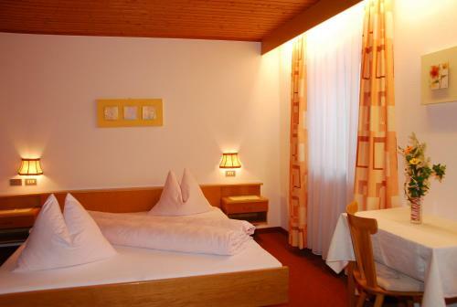 Hostal Pension Ederhof
