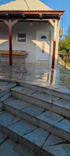 House "olive Tree"