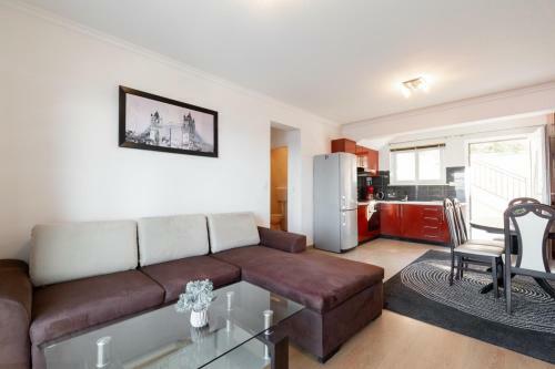 Beautiful Seaside Holiday Home Neda