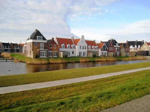 Sch�nes Ferienhaus In Oostmahorn (176)