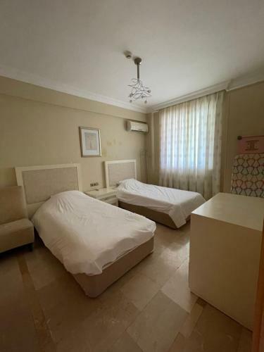 Gold City Apartment Anna