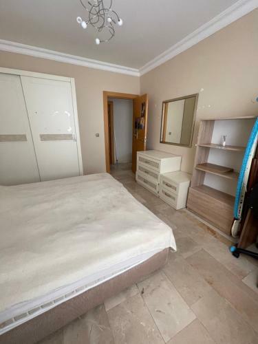 Gold City Apartment Anna