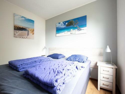 Appealing Holiday Home In De Koog With Sauna