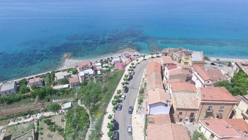 Apartamento Un Obl� Sul Mare