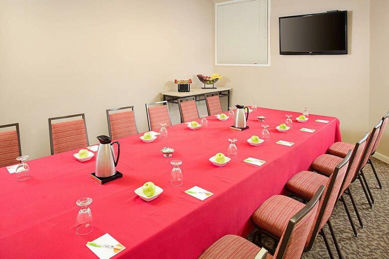 Hotel Courtyard By Marriott Sacramento Midtown