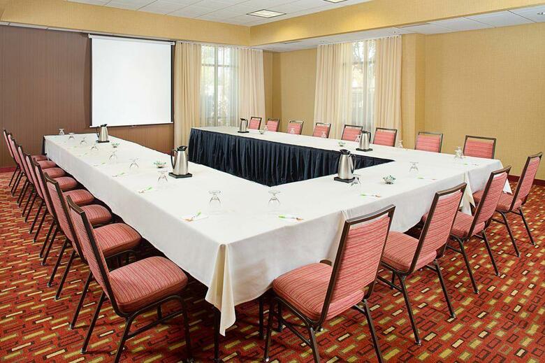 Hotel Courtyard By Marriott Sacramento Midtown