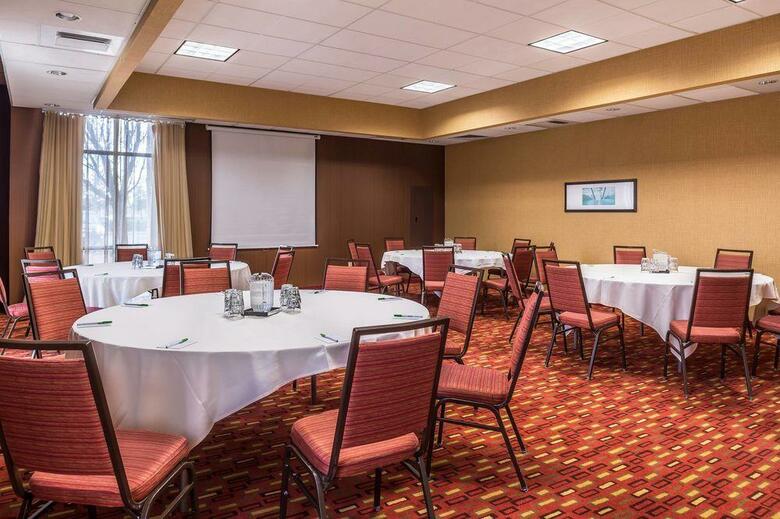 Hotel Courtyard By Marriott Sacramento Midtown