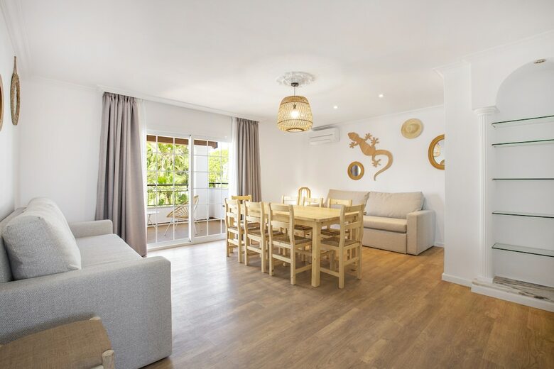 Apartamentos Los Arcos