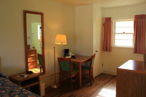 Sunrise Motor Inn
