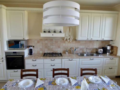 Casa Marel�