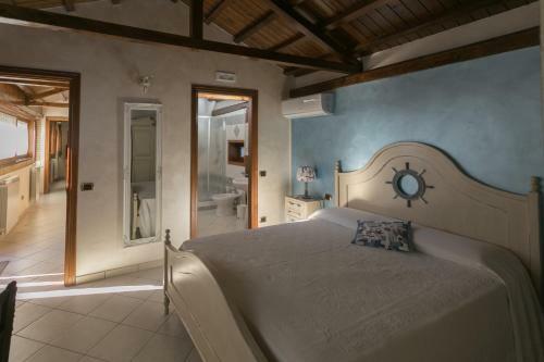 Hostal Room In Bb - Marinaia Room Double