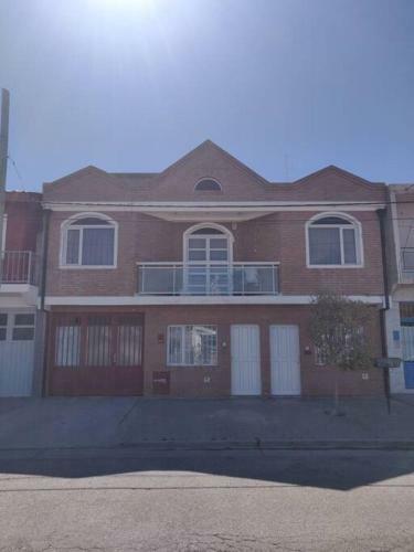 Apartamento Comoda Y Amplia Casa de Hu�spedes Cerca Del Centro