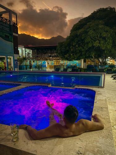 Hotel Bah�a Pinorroa
