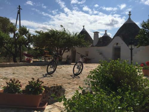Chateaux Des Trulli
