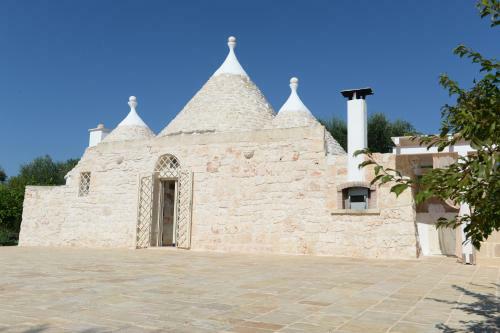 Villa Trullo Mil� With Pool