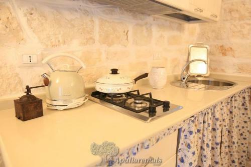 Villa Trullo Mil� With Pool
