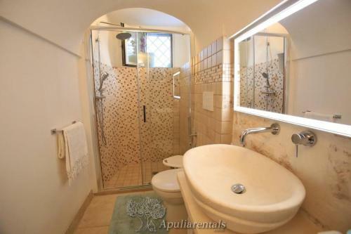 Villa Trullo Mil� With Pool