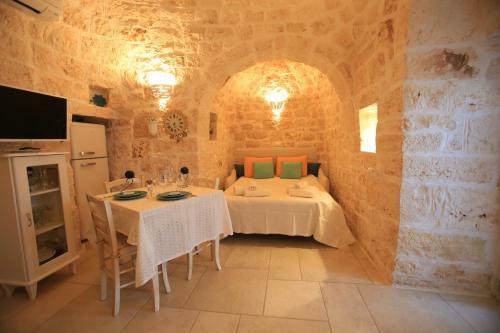 Villa Trullo Mil� With Pool