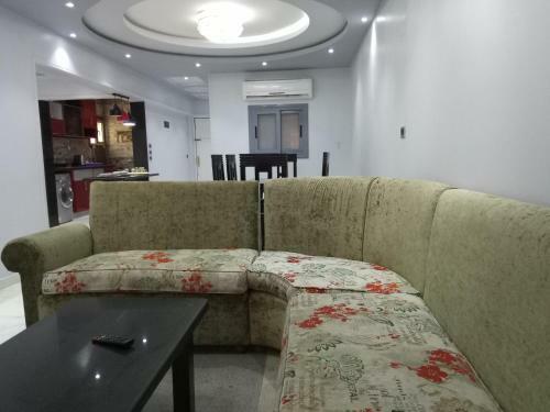 Sidi Gaber Sea View Apartment - 5 Stars - Parking