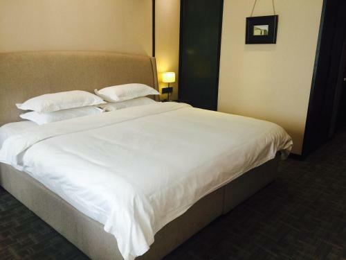 Wuhan Haiting Longan Hotel