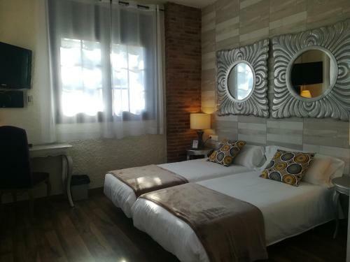 Hostal Cal Music