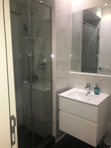 Apartamento Golden Place, Free Wifi, King Size Bed, Gym
