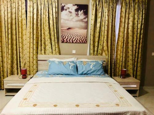 Lovely 3 Bedroom Apartment With Pool, Bertha?s Court
