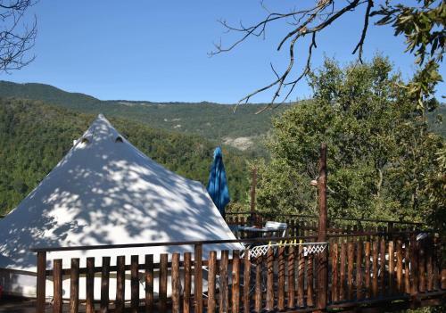 Podere Di Maggio - Canvas Tent Chestnut