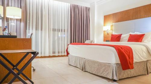 Star Land Hotel Bastos