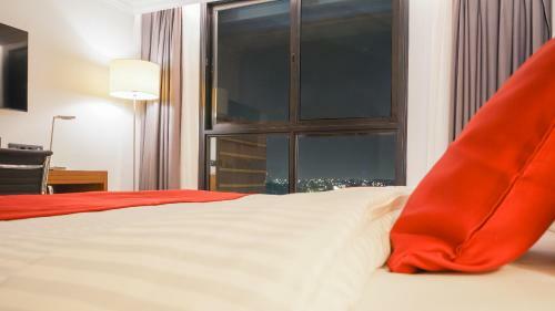 Star Land Hotel Bastos