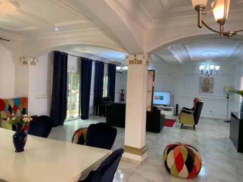 Apartamento Appartement London - Yaounde Golf