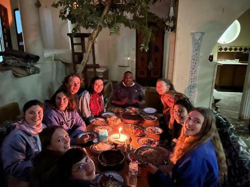 Hostal Peace & Freedom Guesthouse & Restaurant