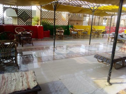 Jamaica Hotel Luxor