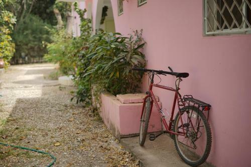 Villa Amarant - Private Garden With Pool Retreat