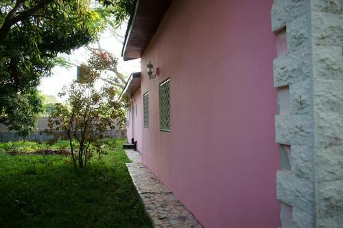 Villa Amarant - Private Garden With Pool Retreat
