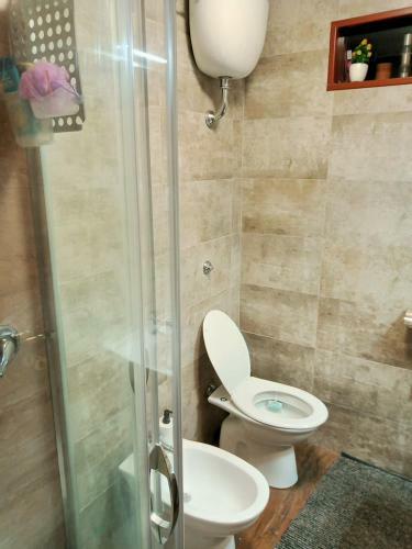 Hostal Le Stanze Di Ginevra - Santa Maria A Vico