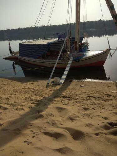 Hotel Kafana Nubian Felucca Adventue