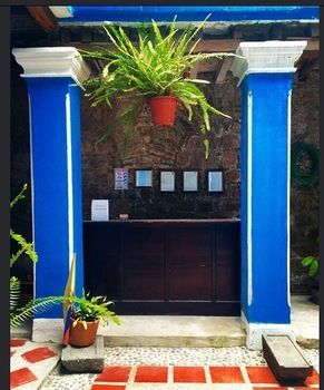 Aparthotel The Blue Door Housing