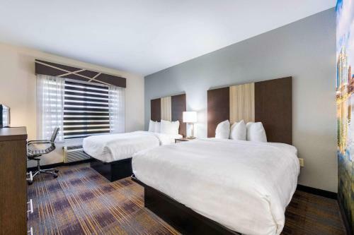 Hotel Baymont Inn & Suites - Madison