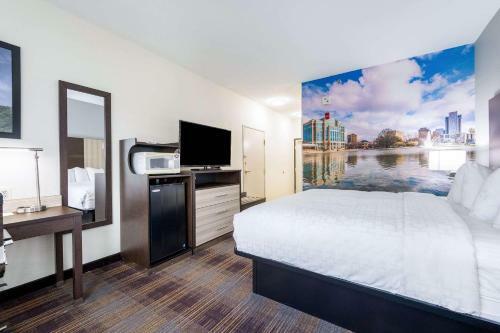 Hotel Baymont Inn & Suites - Madison