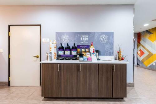 Hotel Baymont Inn & Suites - Madison