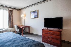 Hotel Rodeway Inn & Suites Milwaukee