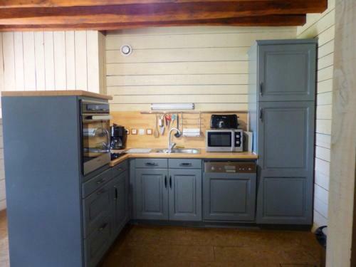 G�te Bransat, 3 Pi�ces, 4 Personnes - Fr-1-489-290
