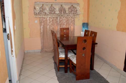 Villa Emzcrib@greenpark