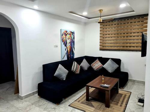 Beautiful 3-bed Apartment In Adenta Municipality