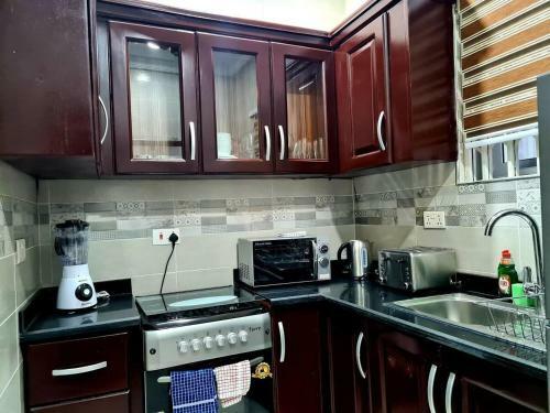 Beautiful 3-bed Apartment In Adenta Municipality